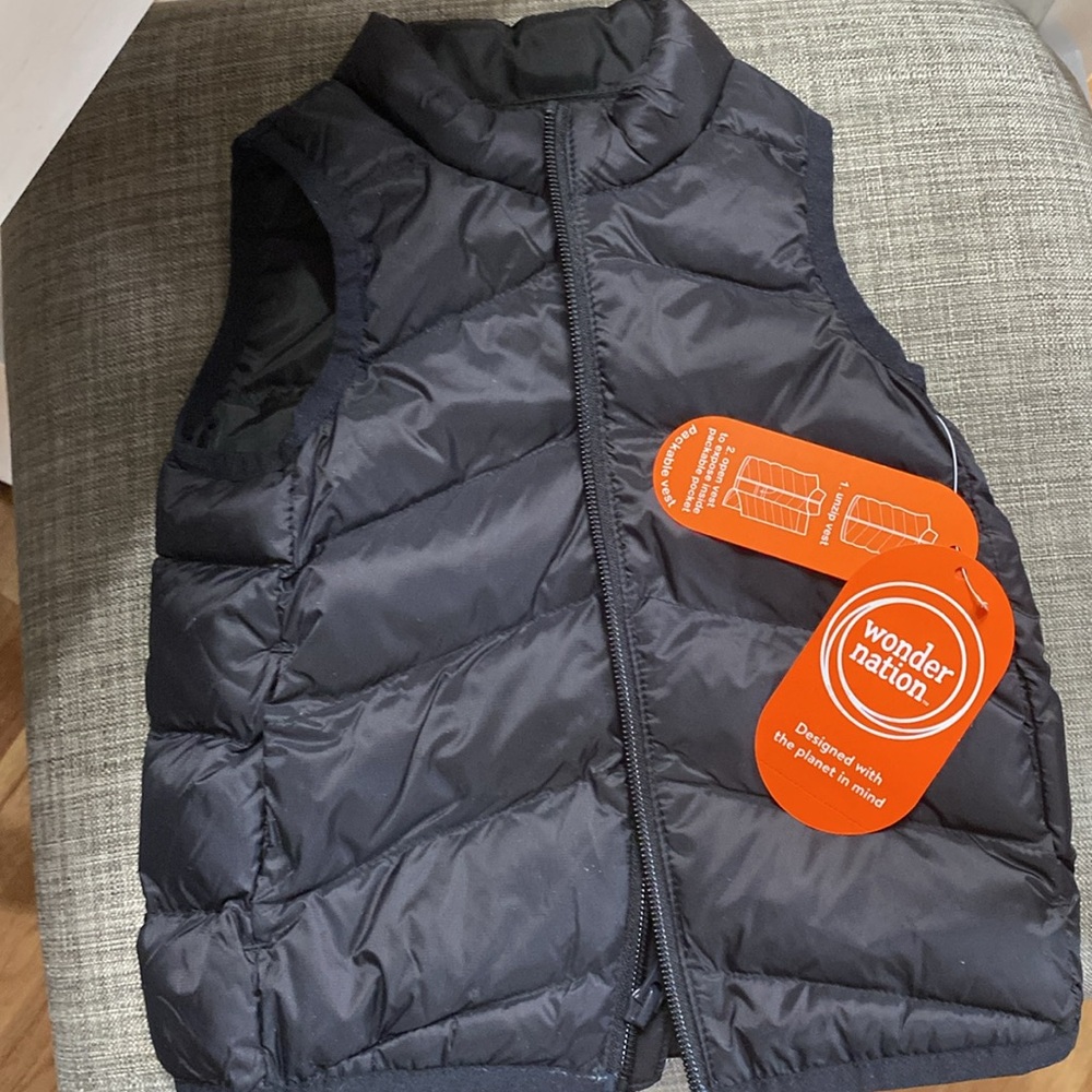 Puffer packable vest for little girl or boy - Picture 8 of 8